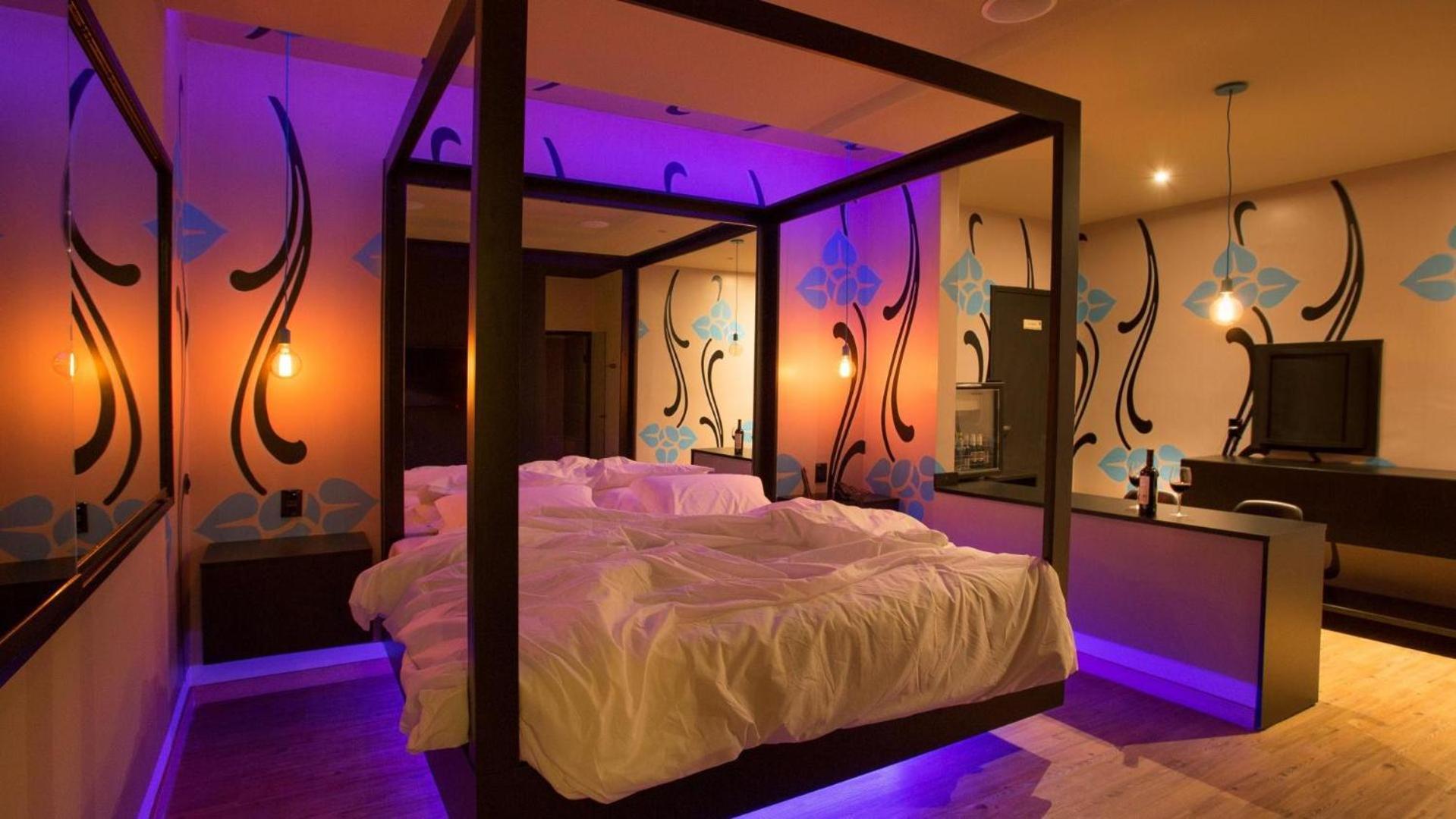 Tout Motel (Adults Only) Кампинас Экстерьер фото