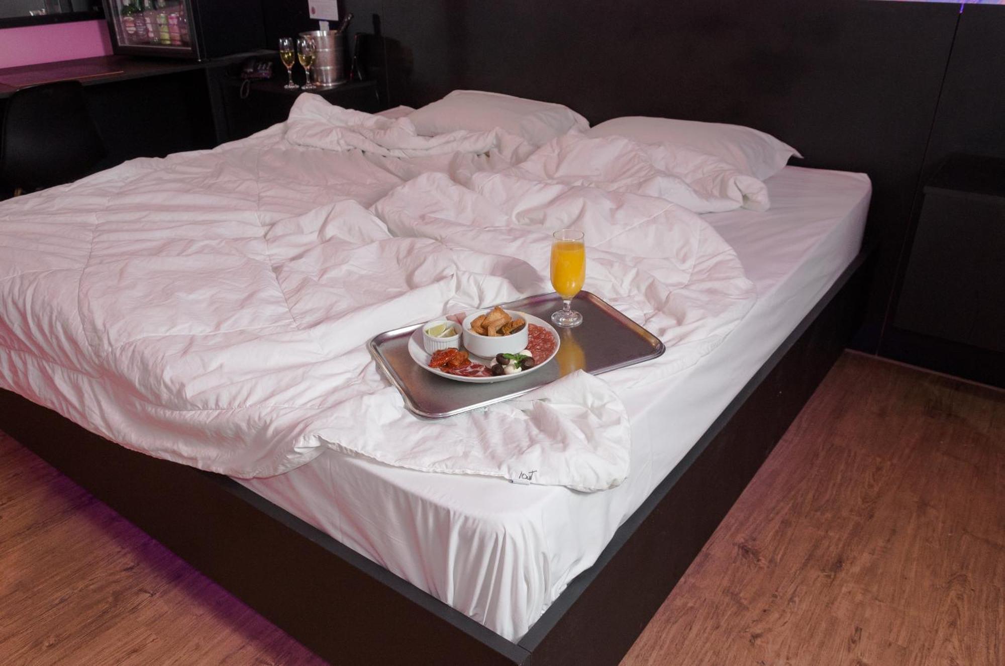 Tout Motel (Adults Only) Кампинас Экстерьер фото