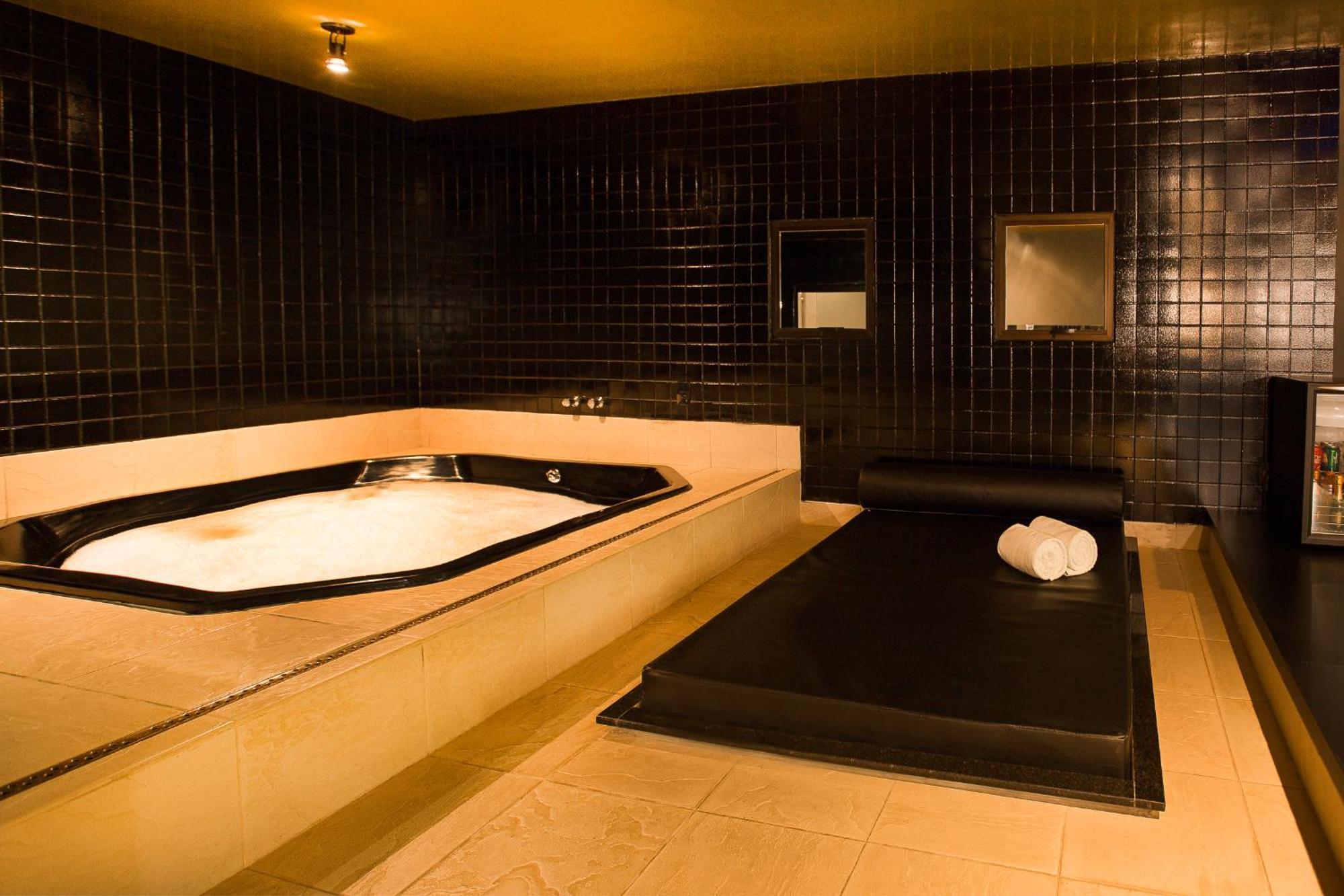 Tout Motel (Adults Only) Кампинас Экстерьер фото